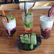 Trà + bánh