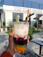 Sữa chua 3 tầng