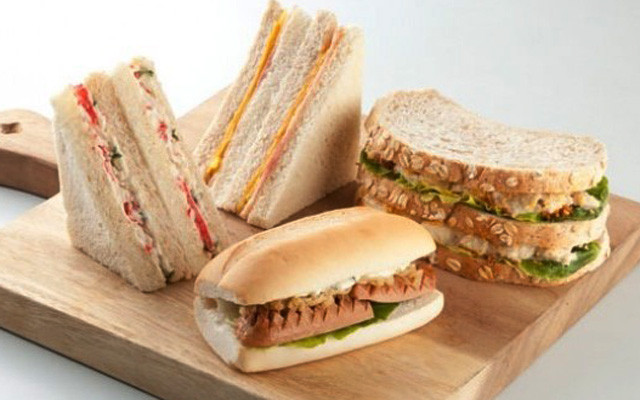 FamilyMart - 242 Nguyễn Đình Chiểu