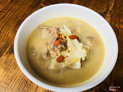 A2. Drunken Chicken (Gà hấp rượu)