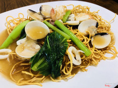 M12. Seafood Crispy Noodle (Shen Mian) (Mì giòn hải sản) 海鲜生面