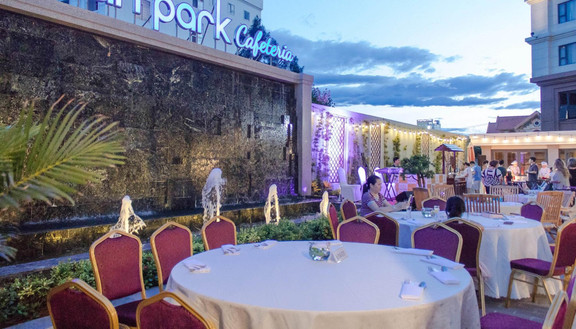 Ocean Park Cafeteria - Dlg Hotel Danang