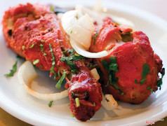 Tandoori chicken : my friend says Ngon Lam