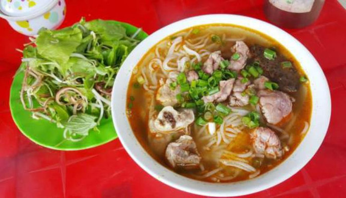 Tín Phát - Bún Bò & Xiên Que - Thành Mỹ