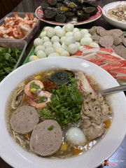 S&#250;p cua thập cẩm full topping