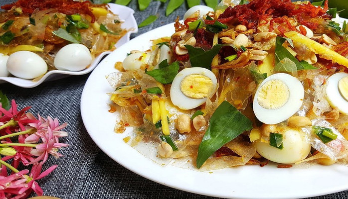 Hẻm Ăn - Bánh Tráng & Trái Cây Ngâm - Nơ Trang Long