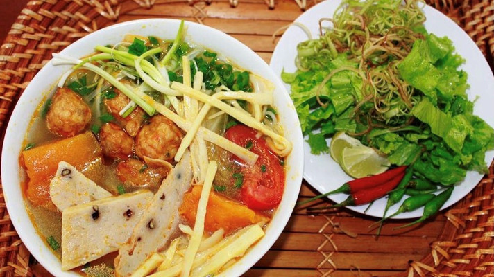 Bún Chả Cá Thu - Hàn Thuyên