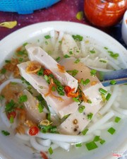 Bánh canh chả lụa