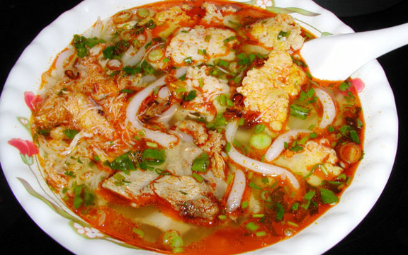 Bánh Canh Gia Lai - Trần Phú