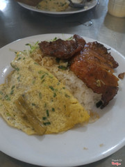 cơm tấm sườn trứng chiên