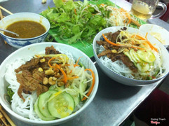 bún thịt nướng