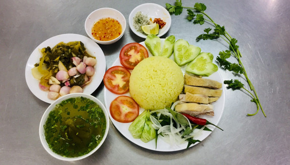 Cơm Gà Tam Kỳ Hồng Nga - Bàu Cát