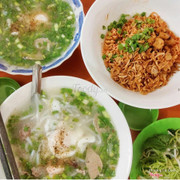 Bún nước + Mì trộn tép mỡ