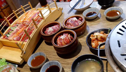 Lẩu nướng Nhật - Hàn