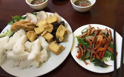 Bún Đậu Mơ & Trứng Vịt Lộn