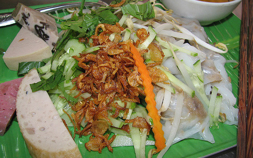 Bánh Cuốn Nóng