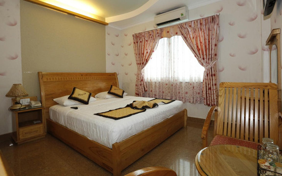 Đức Vượng 2 Hotel