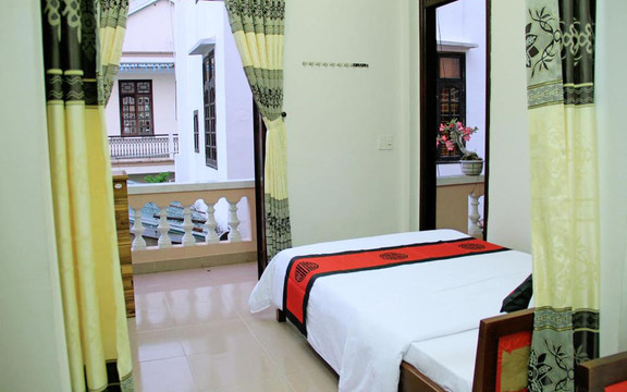 Red Ceramics Homestay