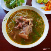 Bún bắp giò heo