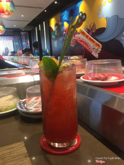 Nhìn thôi cũng đủ k muốn uống vì quá đẹp