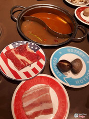 Ở đ&#226;y nh&#226;n vi&#234;n rất th&#226;n thiện chuyền l&#234;n đồ rất tươi đồ rất ngon mấy bạn rất nhiệt t&#236;nh v&#224; rất dễ thương