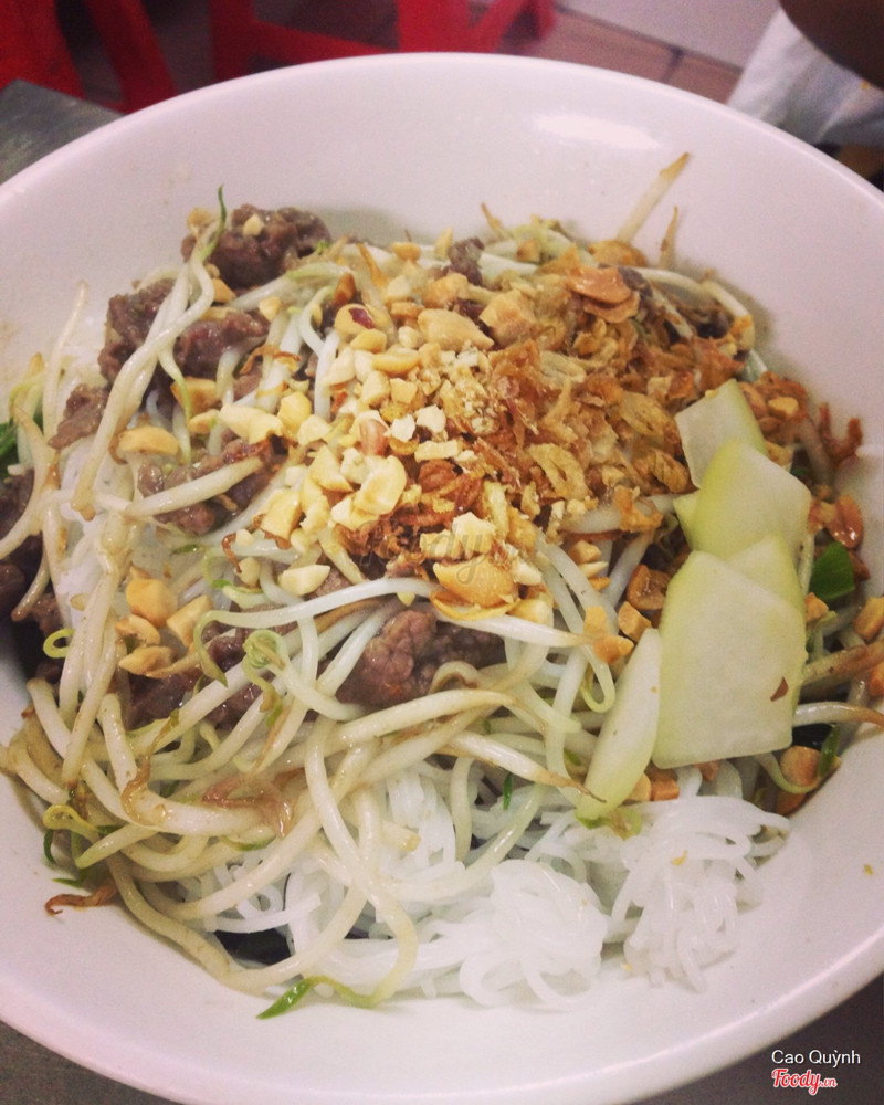 Bún bò Nam Bộ