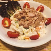 Salad cá ngừ nui nơ