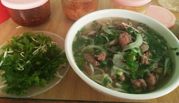 Trương Gia - Phở Bò & Bún Đò Trai