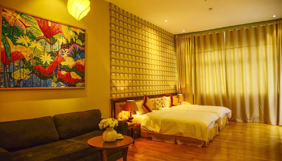 Sunrise Suites Hotel