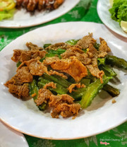 Bò xào đậu rồng