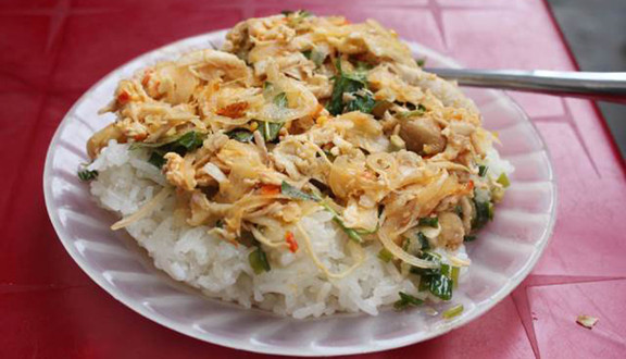 Bà Mụi - Bún Bò & Xôi Gà