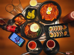 kimbap, tokbokki