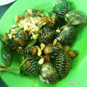 sò huyết xào tỏi