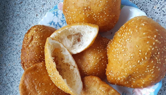 Bánh Tiêu Bình Thới