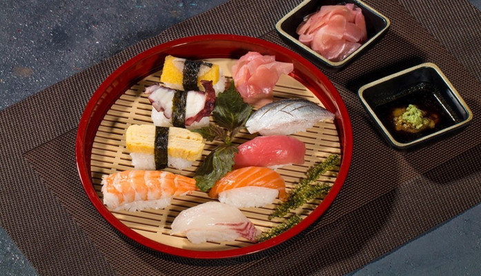 Sushi Đường Phố