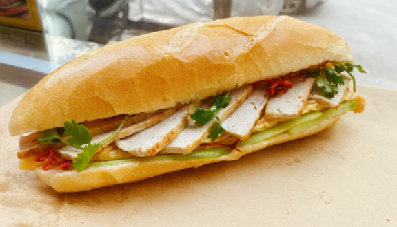 Noha Bread - Bánh Mì Và Trà Sữa - Cầu Đơ 5