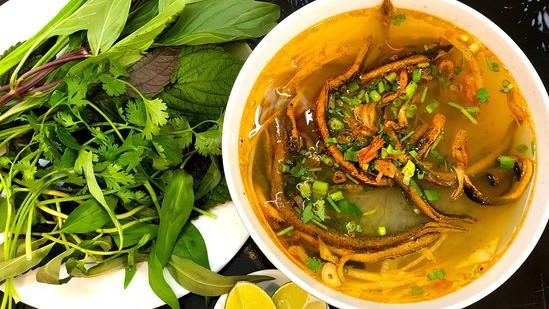 Quán Bé - Bún Bò Huế & Cháo Lươn