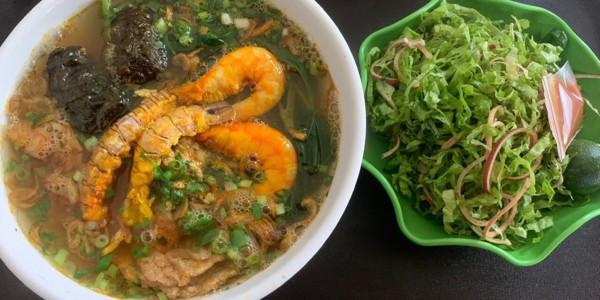 Bánh Đa Cua Hải Phòng - Ăn Vặt Healthy & Chè Trái Cây Tươi