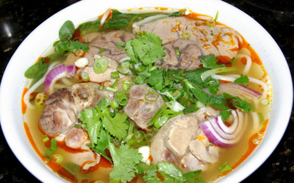 Bún Bò Bà Sáu