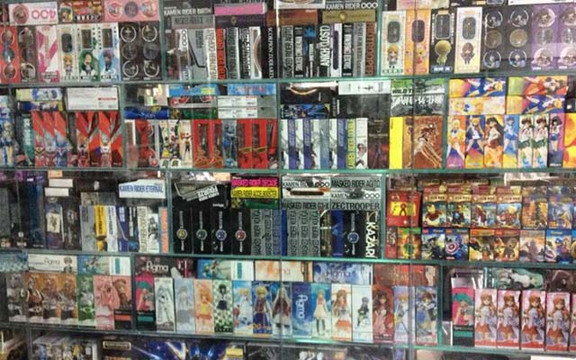 Figure Mecha Coffee Shop - Sư Vạn Hạnh