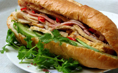 Bánh Mì Đại Phú - Cách Mạng Tháng 8