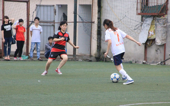 Sân Bóng Đá Thôn Đìa - Nam Hồng