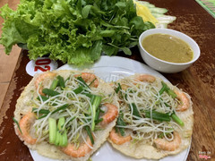 Bánh xèo tôm nhảy (phần)