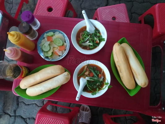 Bò sốt vang