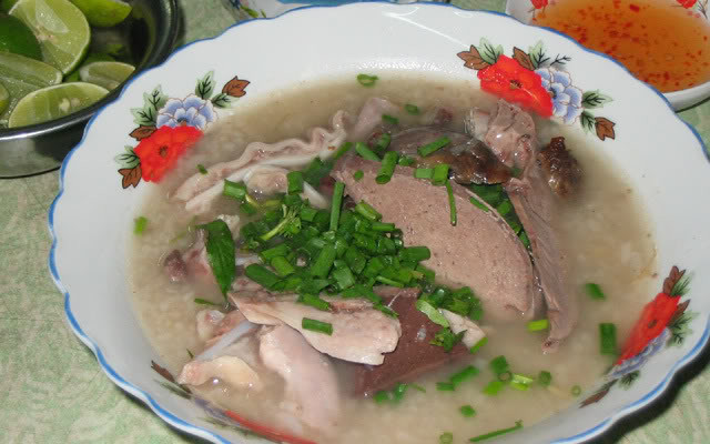 Cháo Lòng Tiết Canh - Lê Lai