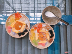 Tàu hủ tả phí lù