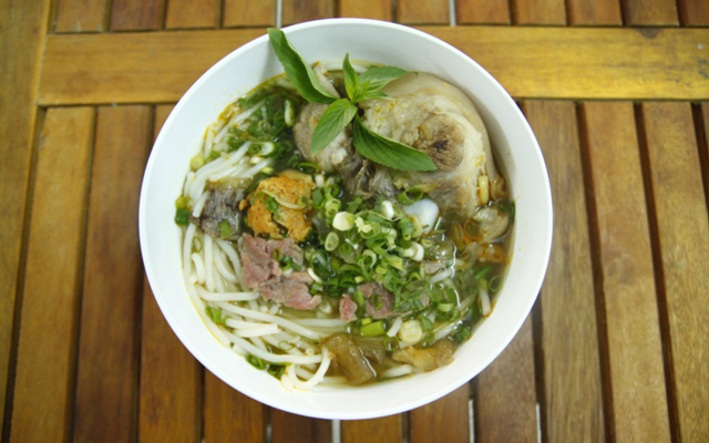 Tuyết - Bún Bò Huế