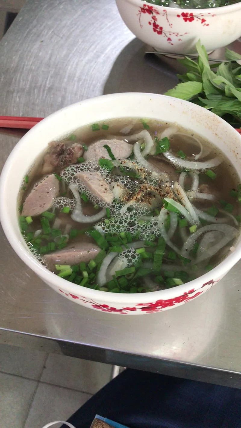 Út Nhung - Phở & Bò Kho