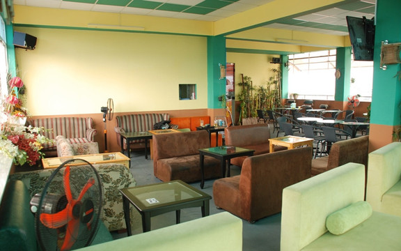 S2 Cafe - Cafe Sân Thượng