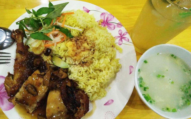 Cơm Đùi Gà Xối Mắm & Phở Bò - Sông Nhuệ
